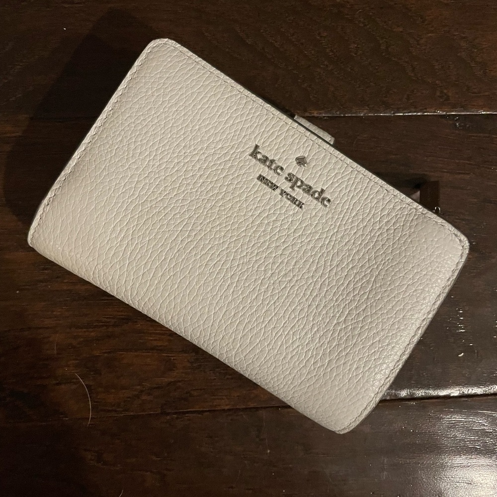 Kate Spade | Leila Medium Compact Bifold Wallet